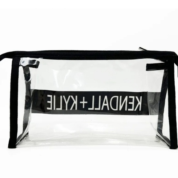Kendall + Kylie Makeup Cosmetic Travel Bag Clear NWT RETAILS $25 - Picture 2 of 4